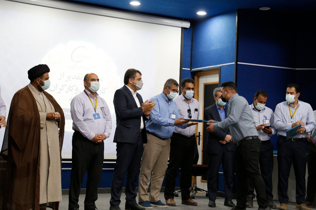 مراسم تجلیل از کارگران 2