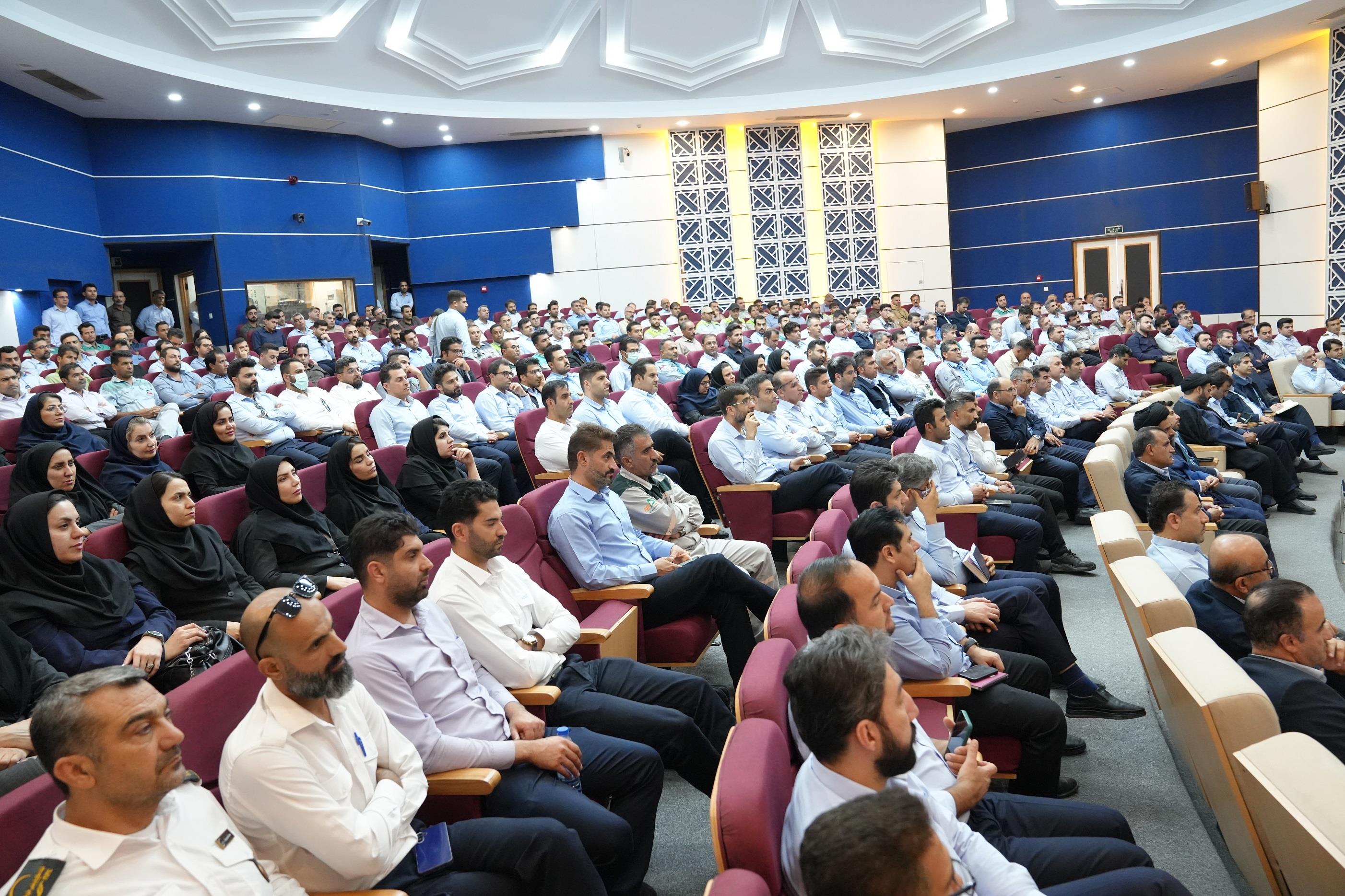 نشت مدیرعامل10