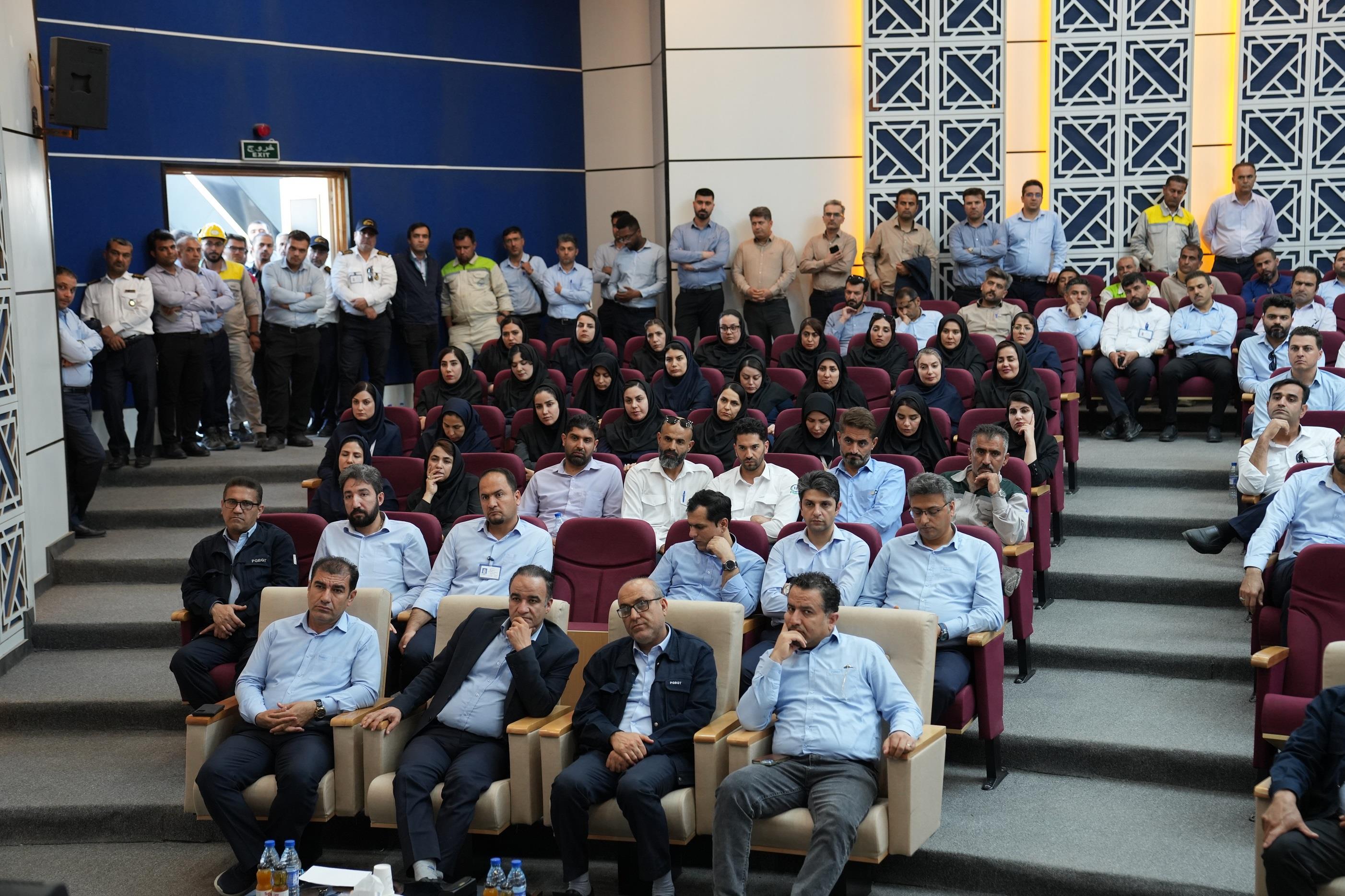 نشت مدیرعامل17