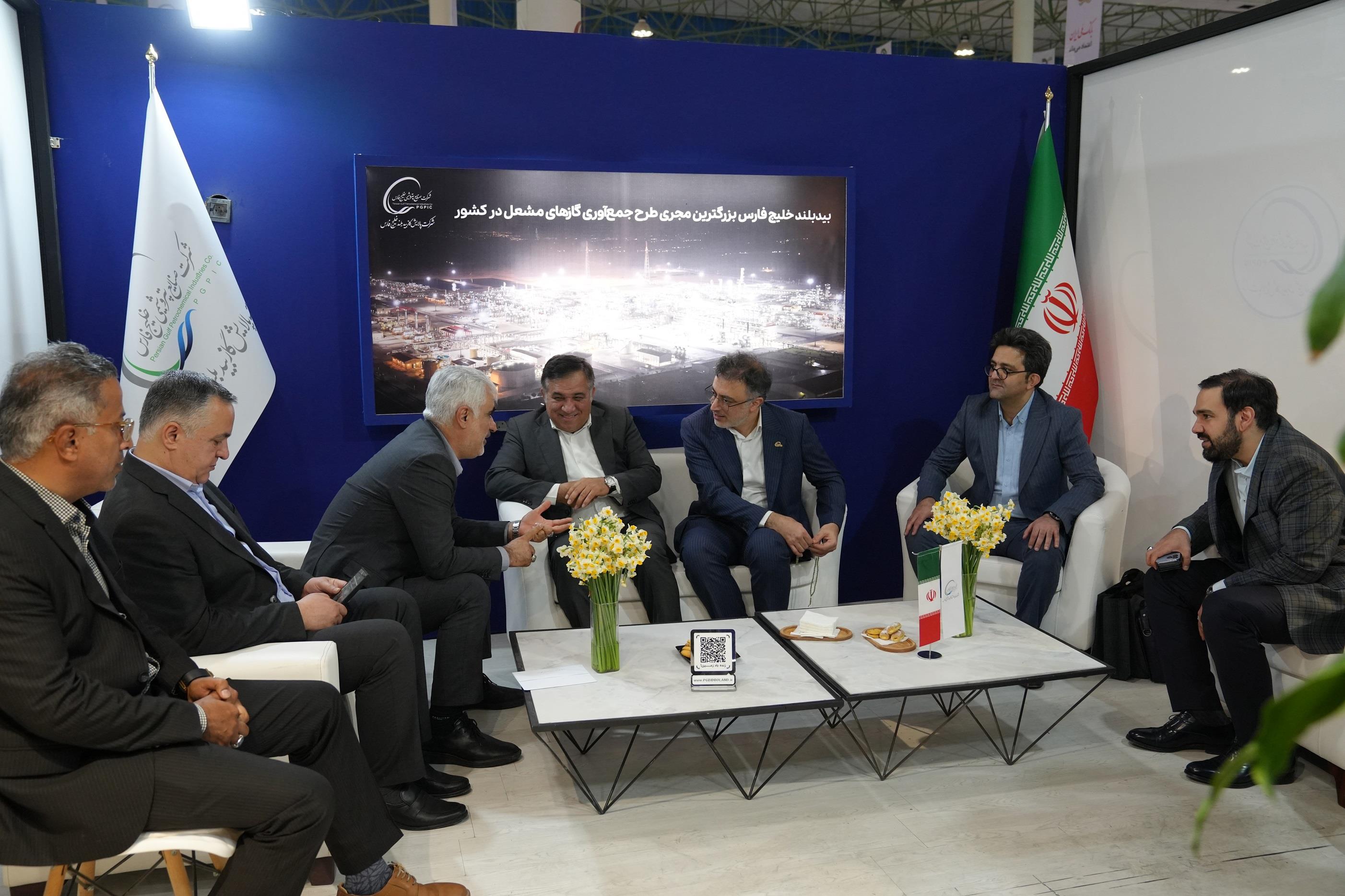 نمایشگاه پتروکم کیش8