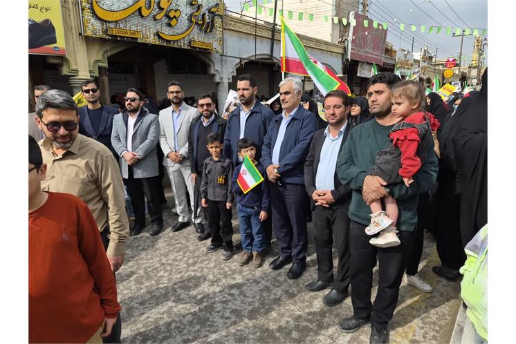 حضور پرشور همکاران در اجرای برنامه‌های متنوع شرکت پالایش گاز بیدبلند خلیج فارس به مناسبت دهه فجر انقلاب اسلامی