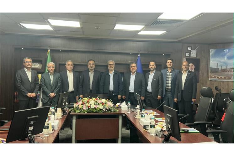 دیدار مدیرعامل محترم شرکت پالایش گازبیدبلندخلیج فارس جناب آقای مهندس نشان زاده مقدم با مدیرعامل شرکت ملی مناطق نفت خیز جنوب